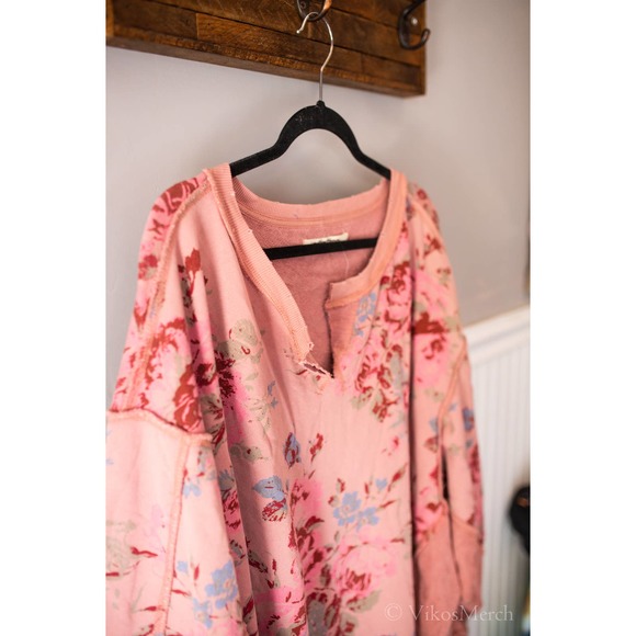 Free People With The Band Cabbage Rose Pullover Medium NEW - Picture 5 of 5